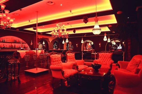 Elvetia, 300 de franci minimul castig pe ora.